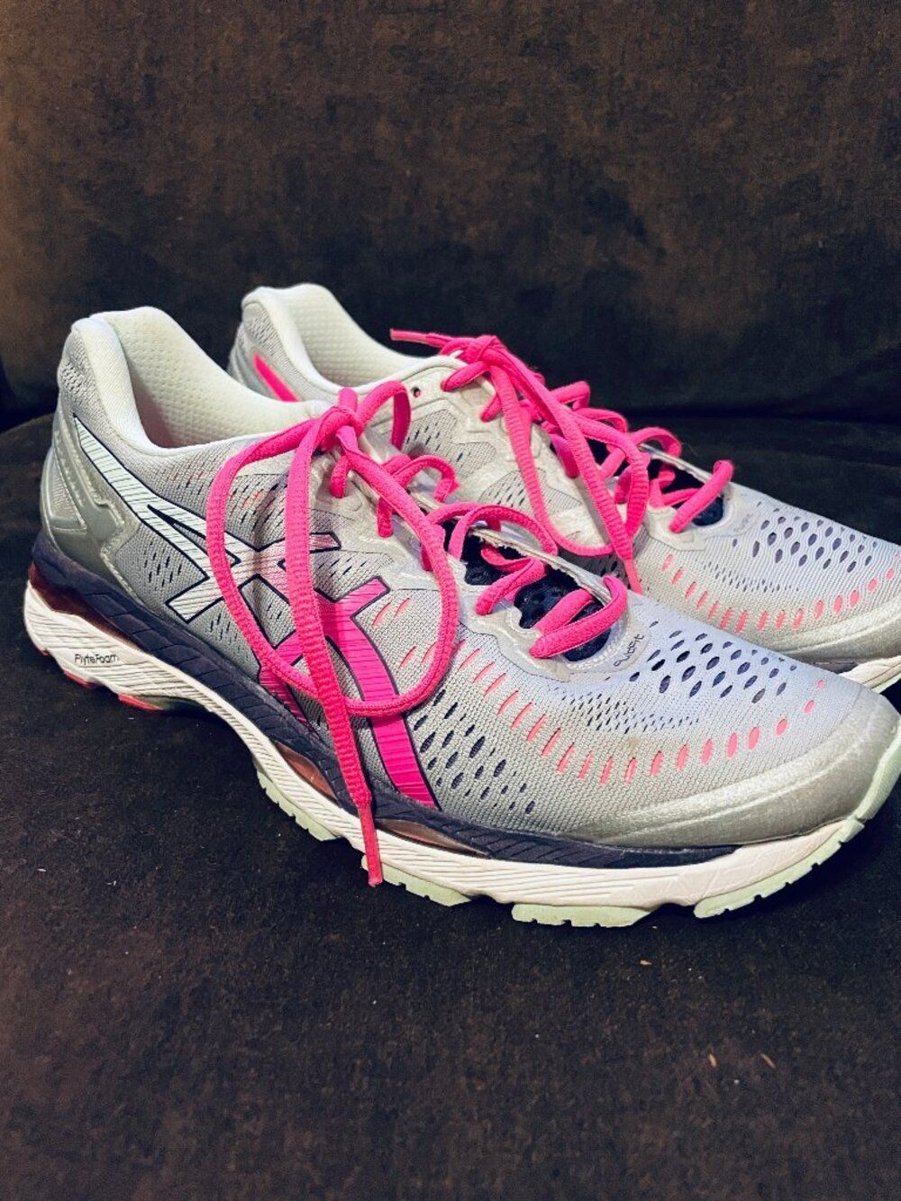 XLNT condition ASICS Gel Kayano 23 Gray Silver Pink Womens 11 US 43.5 EUR